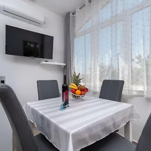  Apartament Niksi Chorwacja